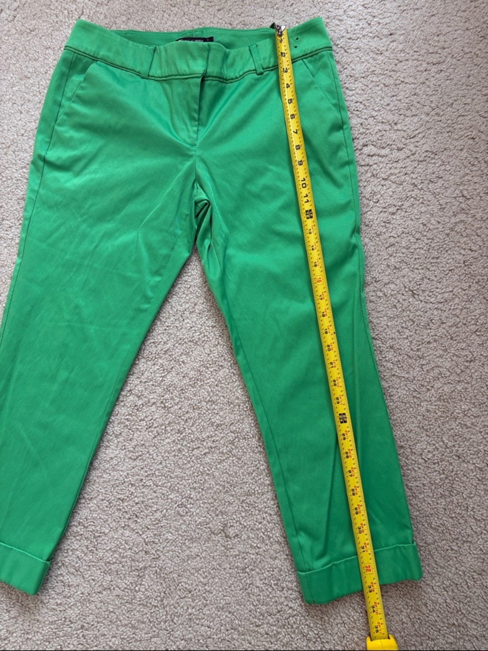New York & Company Bright Green Cropped Pants - Picture 6 of 8